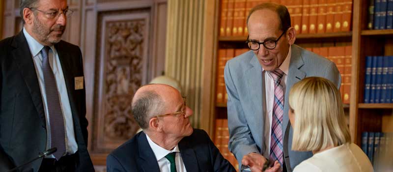 Nick Gibb and Bill Schmidt with Portuguese and Icelandic ministers at international textbooks summit