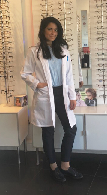 Rassina Asaad in opticians
