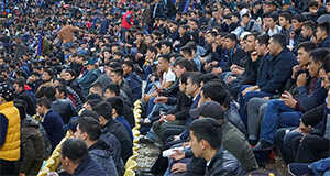 tashkent football crowd